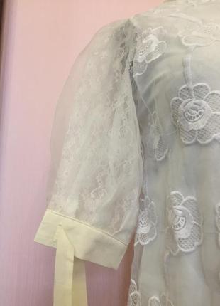 Платье белое кружевное, гипюр, сетка, тюлевое, рукава буфы фонари, цветы8 фото