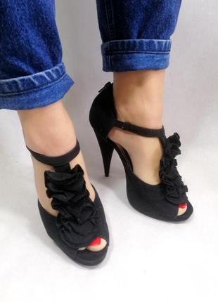 Босоножки туфли черные  h&m на каблуках2 фото