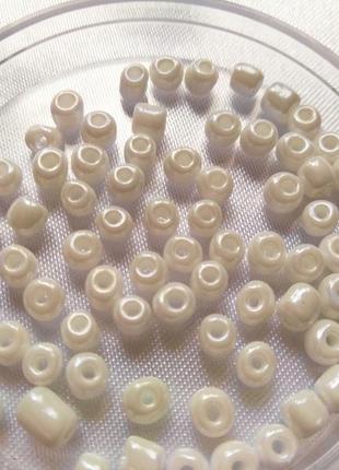 Бісер китайський великий, 6/0, білий перламутровий , 4 мм,