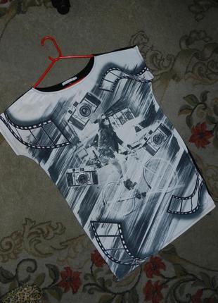 Стильная блузка с стразами4 фото