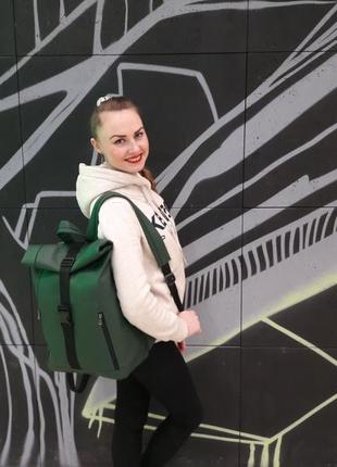 Rolltop рюкзак / экокожа / стильный женский зеленый рюкзак под ноутбук4 фото