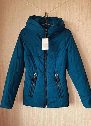 Куртка  для девочки 40,42р весна синтепон