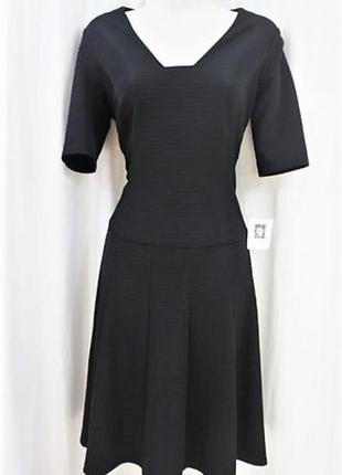 Черное платье а-силуэт с вырезом на 46-48 р3 фото