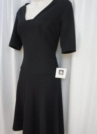 Черное платье а-силуэт с вырезом на 46-48 р5 фото