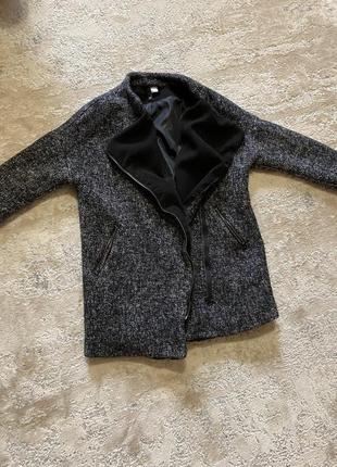 Демисезонное пальто h&m