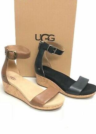 Босоніжки ugg zoe ii leather wedge sandals