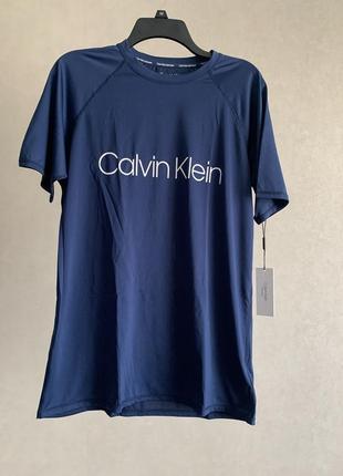 Футболка calvin klein