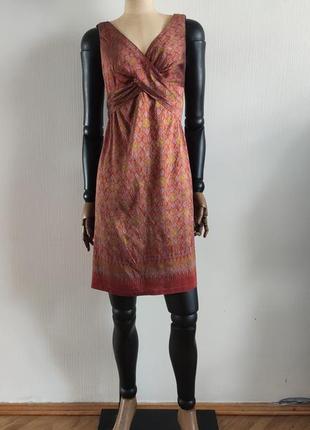 Платье из шелковой тафты с узором "икат"