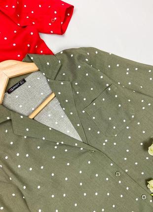 Блуза в горошок кольору хакі з v-подібним вирізом queen4 фото