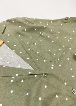 Блуза в горошок кольору хакі з v-подібним вирізом queen7 фото