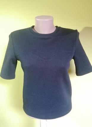 Стильна брендова футболка cheap monday. швеція.