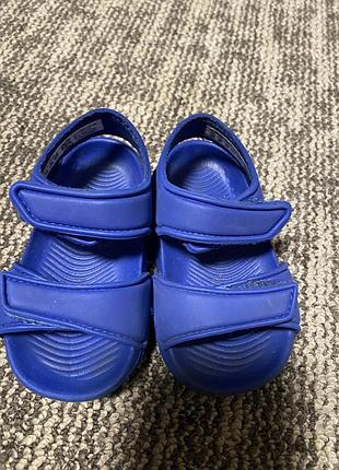 Adidas босоножки 19р 5