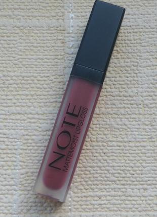 Стійкий матовий блиск помада для губ note mattemoist lipgloss тон 415