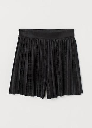 Плиссированные шорты