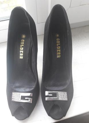 Туфли черные натуральная кожа +замша  golderr размер 37- 37,5-38