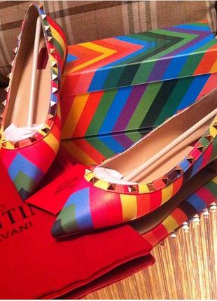Балетки в стилі valentino