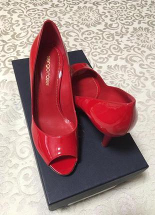 Элегантные туфельки sergio rossi