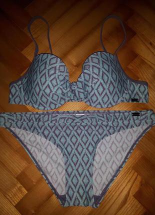 Красивий купальник від skiny! верх-80b, низ-38
