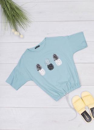 Стильная голубая футболка с рисунком ананасами оверсайз топ