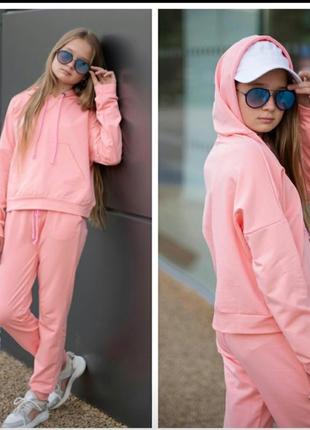 Спортивний костюм для дівчинки