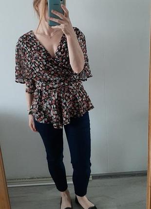 Блуза на запах  boohoo