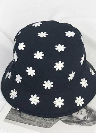 Панама двостороння ромашки, унісекс чорна