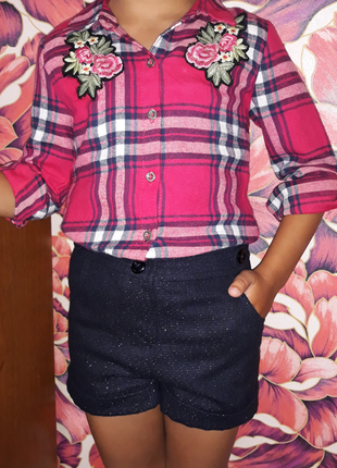 Стильные теплые осенние шорты с люрексом на девочку,рубашка в клетку1 фото