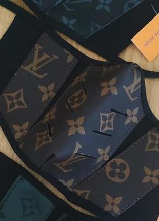 Защитная маска в стиле louis vuitton
