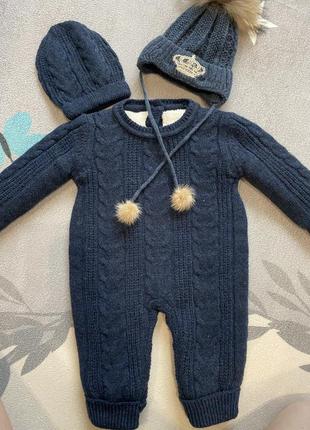 В’язаний комбінезон + 2 шапочки