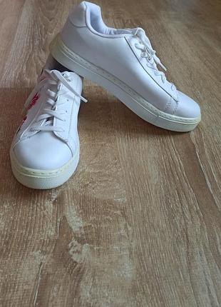 Кеды с вышивкой