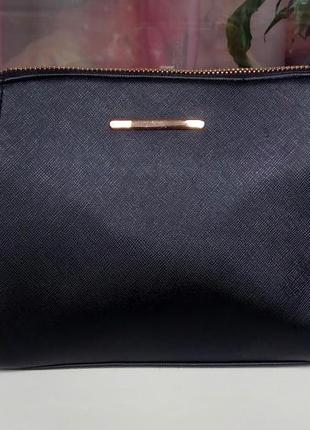 Стильна сумка cross-body в стилі michael kors.1 фото