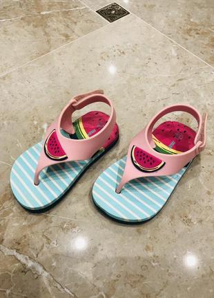 Босоножки max