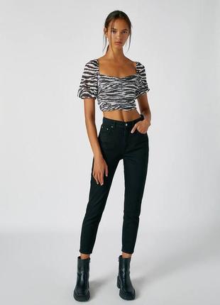 Базовые черные джинсы mom fit от pull&bear - 421 фото