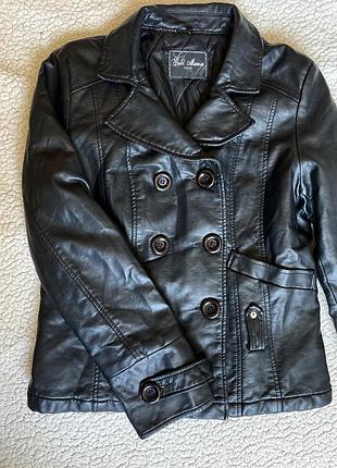 Куртка-пиджак из эко-кожи