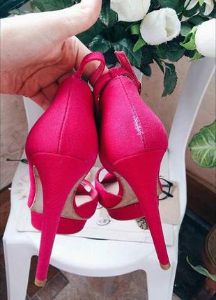 Розовые туфли bershka3 фото