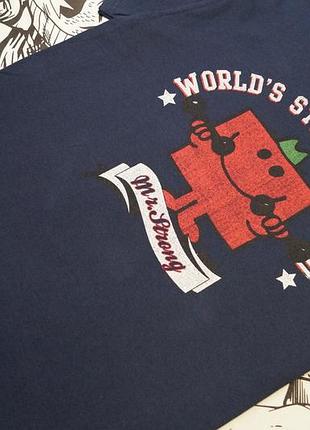 Футболка с принтом персонаж книги самый сильный папа в мире mr.strong