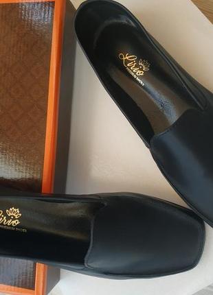 Кожаные туфли балетки на худи ножки