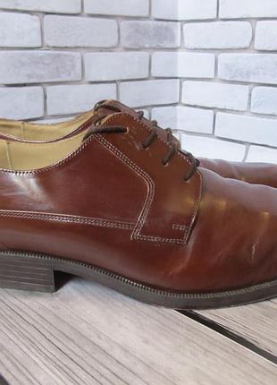 Лакові туфлі clarks