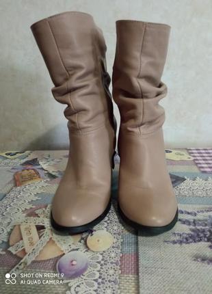 Ботинки,напів сапожки