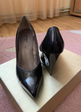 Туфлі жіночі