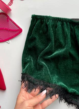 ✨изумрудные шорты для сна бархат/тёмно зелёные пижамные бархатные шорты с кружевом✨2 фото