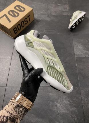 Кроссовки yeezy 7001 фото