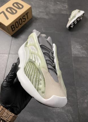 Кроссовки yeezy 7002 фото