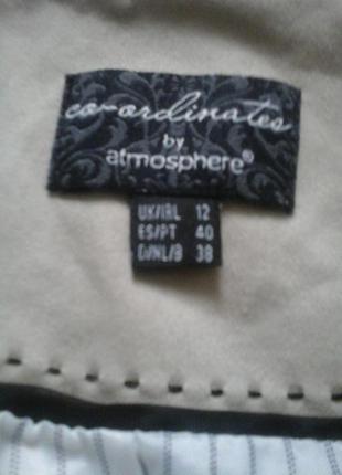 Коттоновый пиджак бежевого цвета4 фото