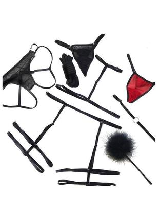 Портупея, контурное белье, гартеры, стрепы, чокер, подвязки