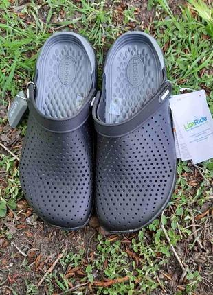 Шлёпанци  crocs literide clog 204592 black2 фото