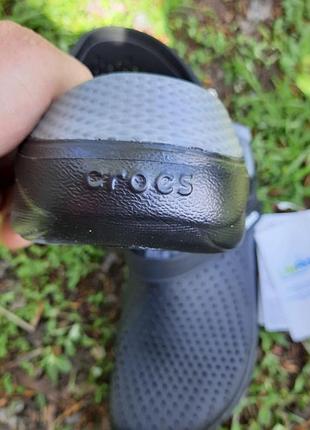 Шлёпанци  crocs literide clog 204592 black3 фото