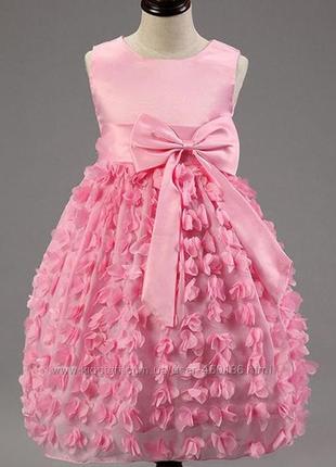 Гарне плаття сарафан для дівчинки