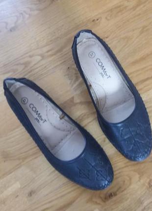 Нові туфлі жіночі балетки