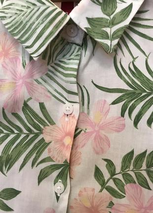 Очень красивая и стильная брендовая блузка в цветах...100% modal 20.